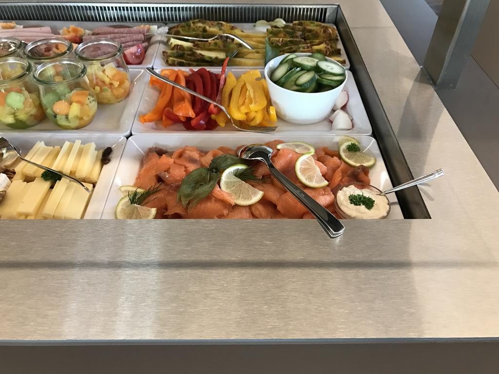קירשצארטן Die Krone - Hotel Garni מראה חיצוני תמונה